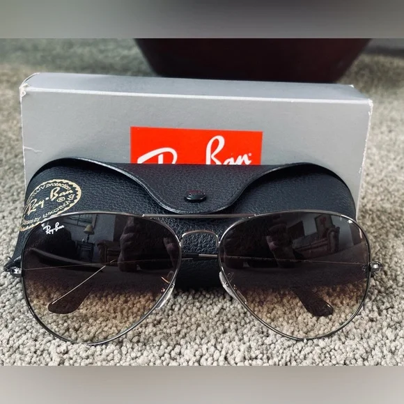 Brand New Never Worn Ray-Ban Sunglasses - bibarnabloc.cat display picture 1